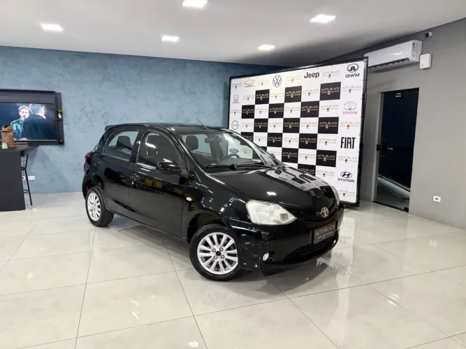 Toyota Etios XLS 1.5 Flex 16V 5P Mec. 2013