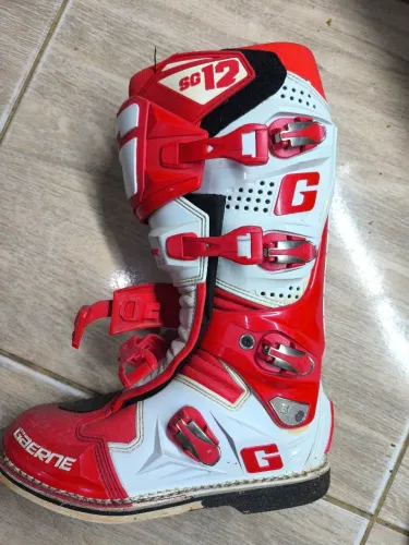 Bota trilha motocross,equipamento.