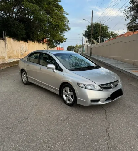 Honda Civic Sedan LXS 1.8/1.8 Flex 16V Aut. 4P 2010