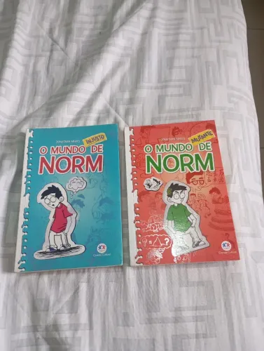 2 livros de " O mundo de Norm "