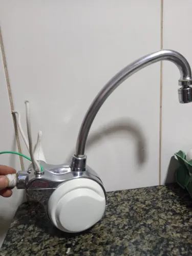 Torneira elétrica Lorenzetti 127V 4000W
