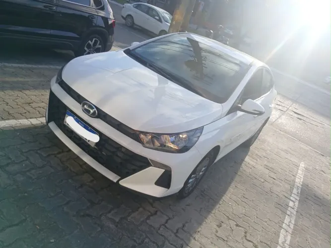 Hyundai HB20 Limited 1.0 Flex 12V Mec. 2027