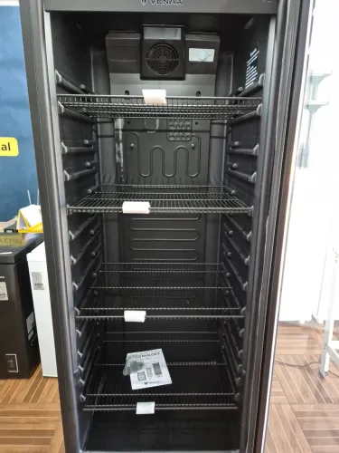 Expositor venax black Nova