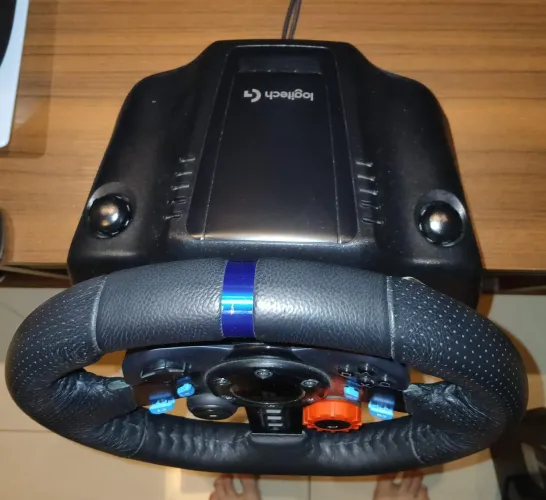 Volante e pedais gamer logitech g29 driving force cor preto pouco usado