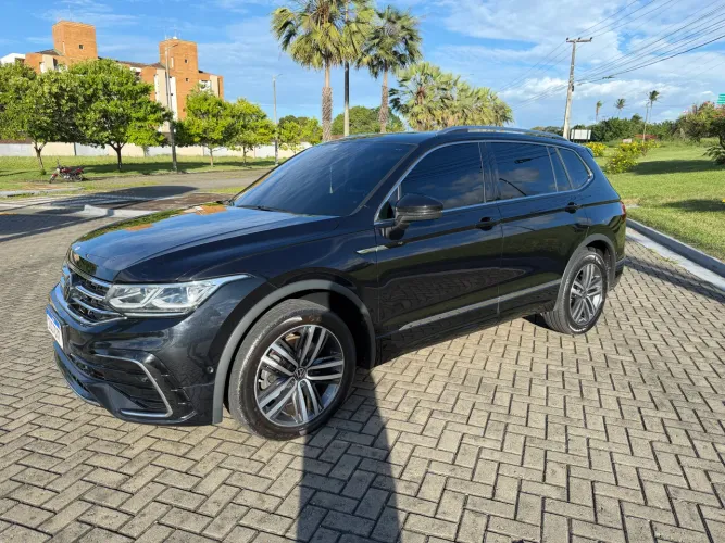 Volkswagen Tiguan Allspac R-line 300 TSI 2.0 2024