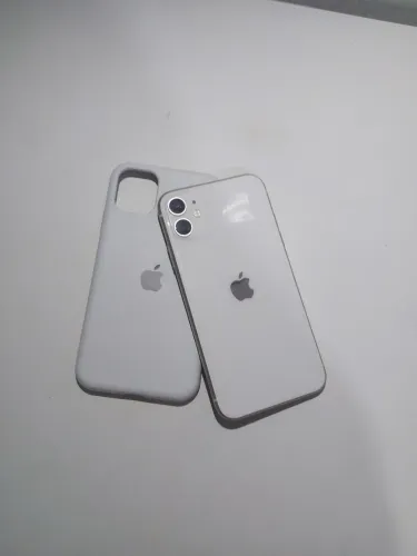 iPhone 11 Impecável