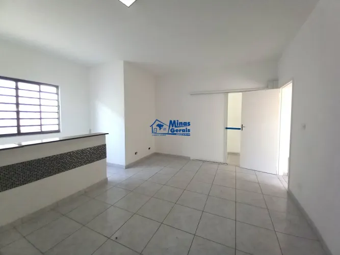 Salas Comerciais para Alugar na Avenida Cidade Jardim - 28m² a 36m² com Banheiro Privativo
