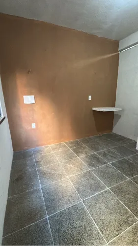 Studio / Kitinete na varjota a 3 quadras da beira mar!!!