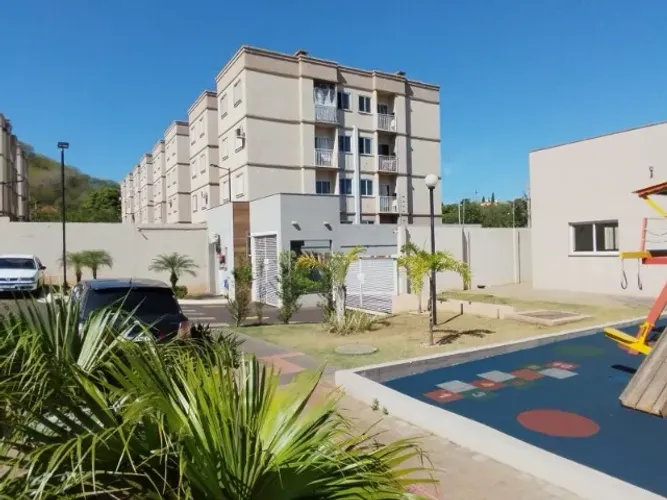 Apartamento no condomínio Terras de Santa Cruz em Ibiporã.