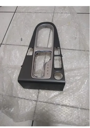 Moldura Console Câmbio Hyundai Creta 23-24