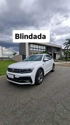 Volkswagen Tiguan Allspac R-line 350 TSI 2.0 4X4 2018