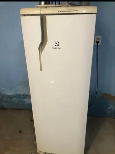 Geladeira usada 