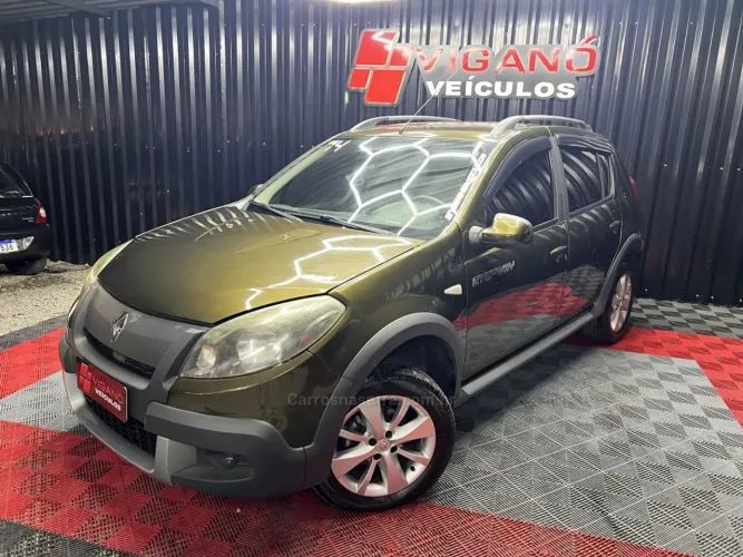 Renault Sandero Stepway Hi-power 1.6 8V 5P 2014
