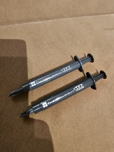 1 pasta térmica thermalright TF7