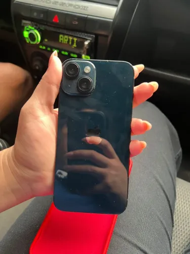 Vende-se iPhone 14 preto