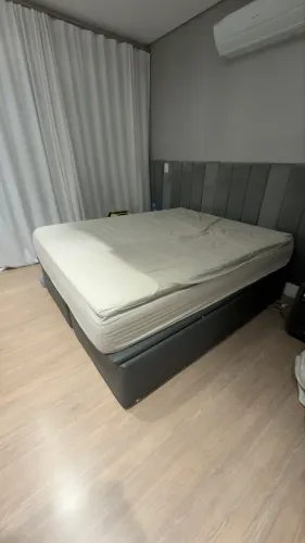 Cama Box Queen com Colchão 