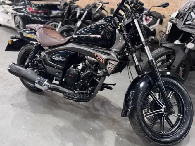 SHINERAY IRON 250 ABS 2025/2025 | ÚNICO DONO