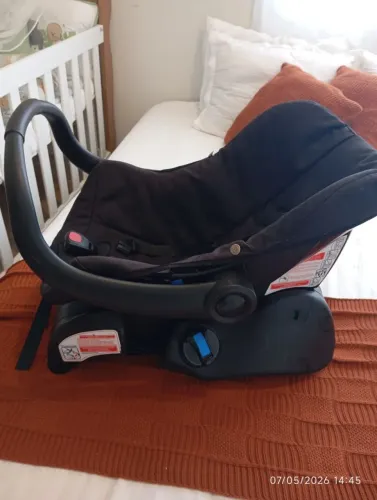 Bebê Conforto Galzerano + Base para Carro (Excelente Estado)
