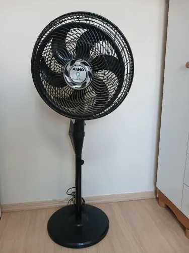 Ventilador Arno Torre Ultra Silence