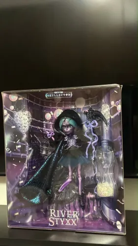 (Leia descrição) boneca monster High river styxx collector