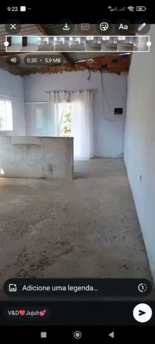 Vende uma casa de 3 cômodos