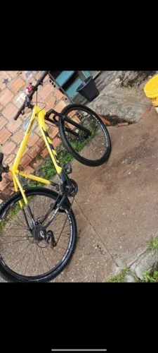 Bicicleta aro 29 semi-novo 