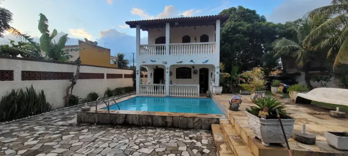 Casa para venda com 200 metros quadrados de área construída, com 5 quartos em Areal - Ara