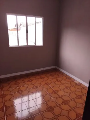 Alugo quarto para mulheres em um sobrando no jardim alvorada sjc