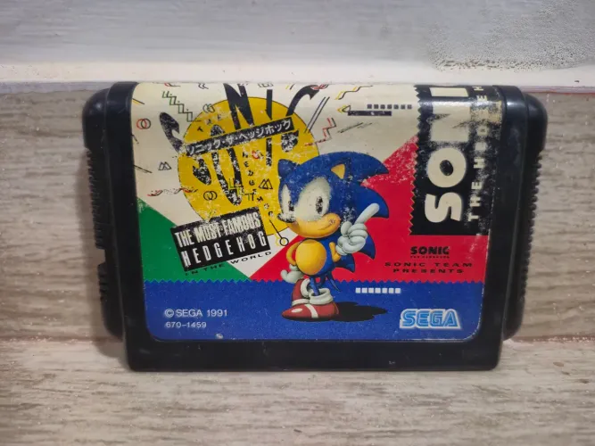 cartucho de jogo Sonic the Hedgehog para o console Sega Mega Drive