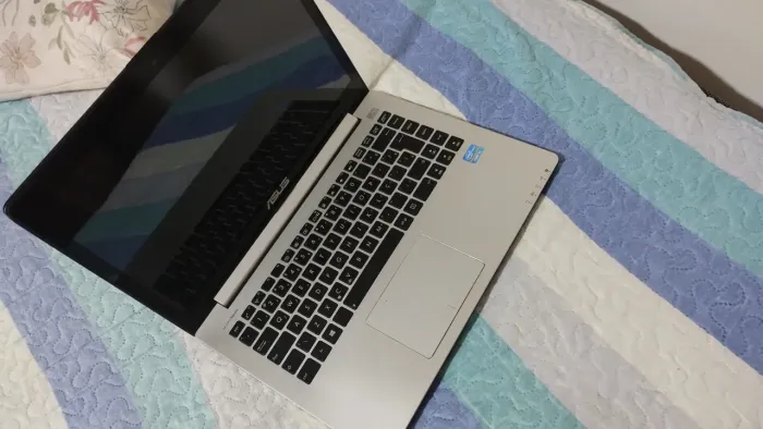 Notebook Asus i3