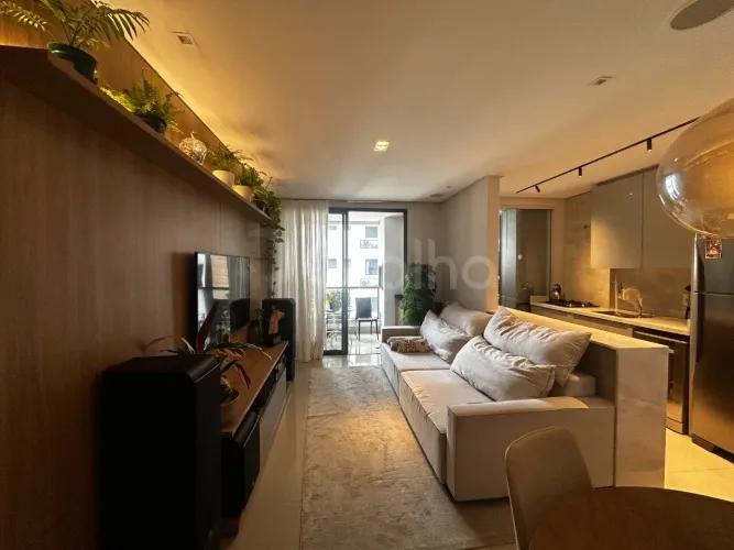 Apartamento para Venda em Florianópolis, Agronômica, 2 dormitórios, 1 suíte, 3 banheiros,
