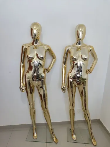 Manequins Ouro