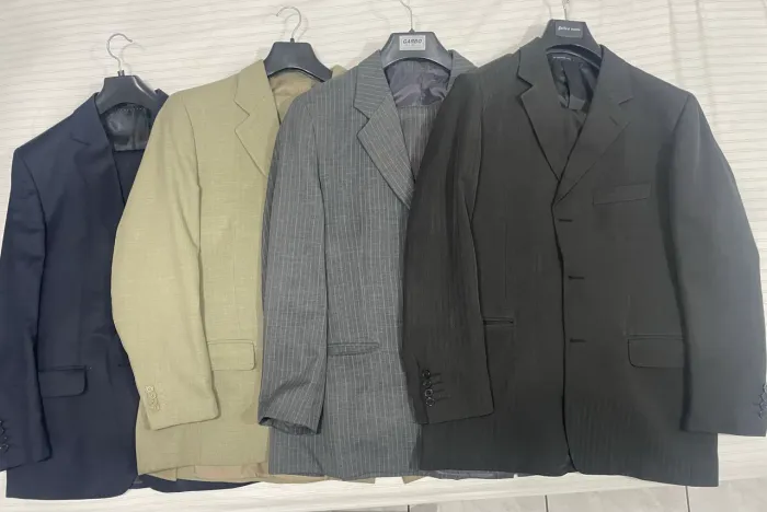 PROMOÇÃO!!  Ternos Sociais - valor por cada terno completo (Calça + Paletó)