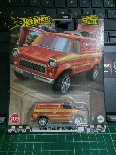 Hot Wheels Premium Ford Transit Supervan Boulevard Mattel Diecast Metal