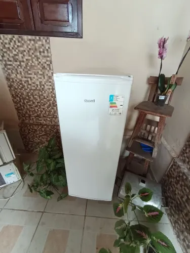 Freezer vertical excelente