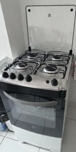 Fogão Electrolux 4 Bocas | Ótimo Estado | Limpo