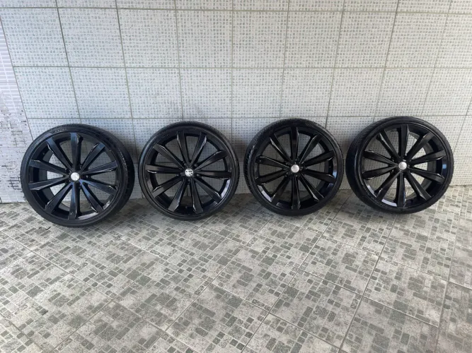 Roda Volcano aro 20 perfil 35 5 furos 