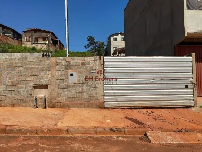 TERRENO A VENDA NO BAIRRO JARDIM CANADÁ