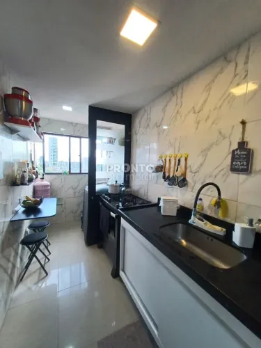 Apartamento com 3 quartos em Candeias