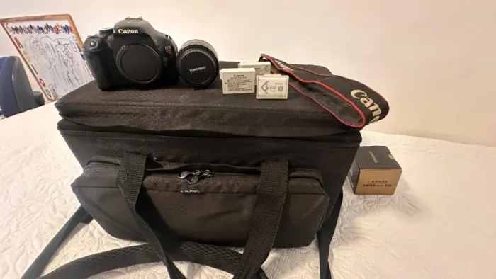 Kit Fotográfico Canon T3i + Lente Yongnuo 35mm