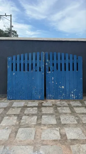 Portões de madeira maçisa