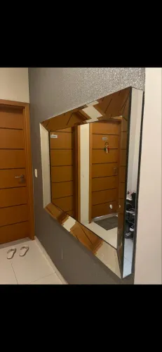 Espelho elegante e moderno em 3D