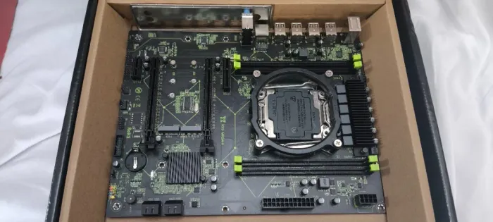 Placa-mãe Machinist X99 MR9A-H