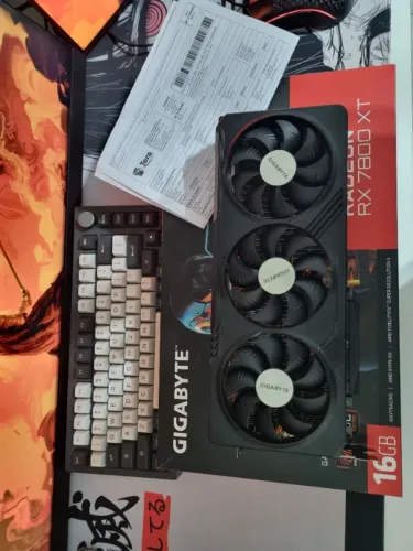 RX 7800 XT Gigabyte Gaming OC 16GB - Estado de Nova, com Caixa e NF!
