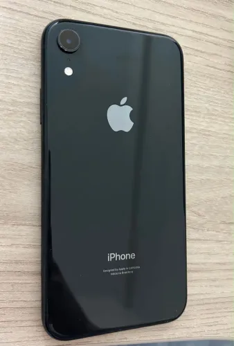 VENDO IPHONE XR 