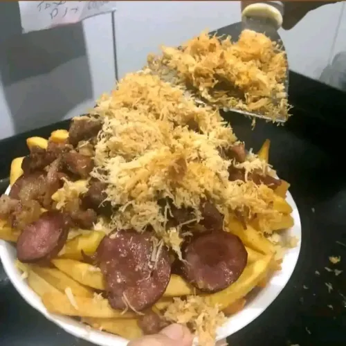 Tiago Tá na Chapa Lanches 