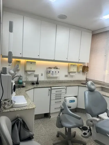 Ponto comercial/Loja/Box para venda possui 27 metros quadrados com 1 quarto