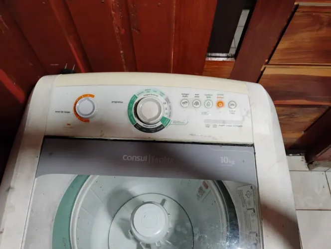 MÁQUINA DE LAVAR ROUPA 