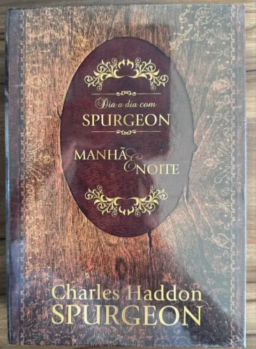 Devocional Dia e noite Spurgeon novo, embalado em estojo.