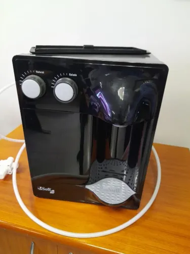 Purificador Soft Plus Preto - Seminovo - Água Gelada (Compressor)